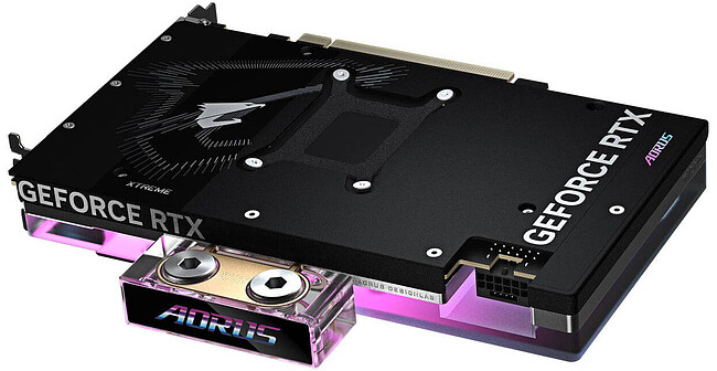 Видеокарта GigaByte Aorus GeForce RTX 5080 Xtreme Waterforce WB 16G GDDR7 (GV-N5080AORUSX WB-16GD)