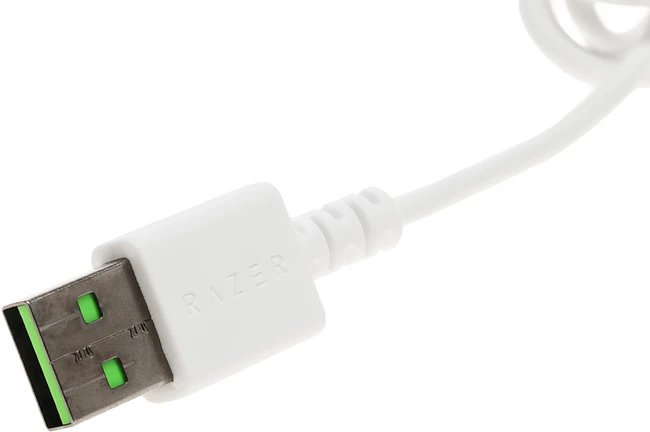 Мышь Razer DeathAdder Essential белый (RZ01-03850200-R3C1)