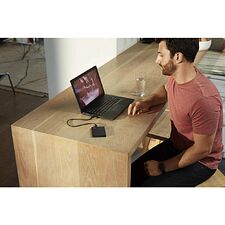 Внешний накопитель WD Original черный (WDBPKJ0050BBK-WESN) Внешний накопитель WD Original черный (WDBPKJ0050BBK-WESN)