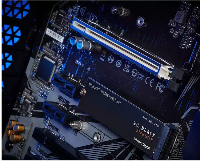SSD диск WD Black SN850X 4TB (WDS400T2X0E)