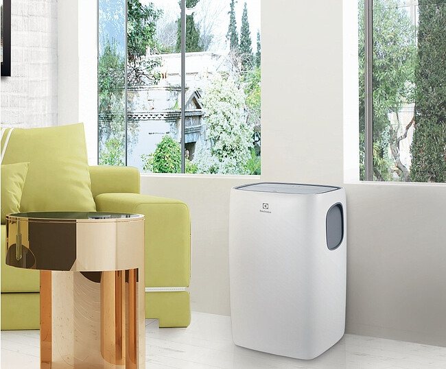 Мобильный кондиционер Electrolux EACM-08CL/N3