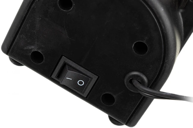 Автомобильный компрессор Starwind CC-220