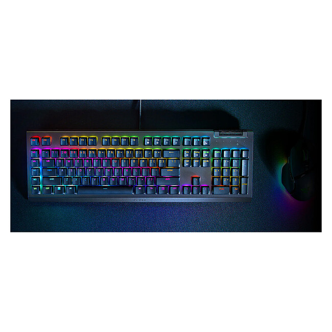 Клавиатура Razer BlackWidow V4 X Green Switch (RZ03-04700800-R3R1)