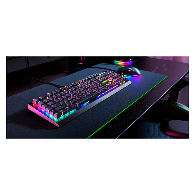 Клавиатура Razer BlackWidow V4 X Green Switch (RZ03-04700800-R3R1)