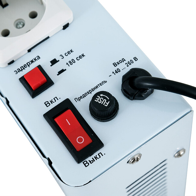 Стабилизатор напряжения Rucelf SRW-550-D