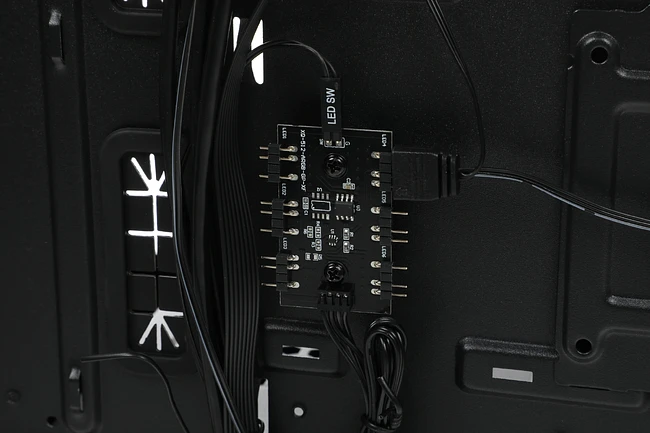 Корпус Azza Hive черный без БП (CSAZ-450)