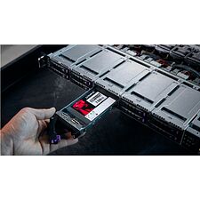 SSD диск Kingston DC600M 7680Gb (SEDC600M/7680G)