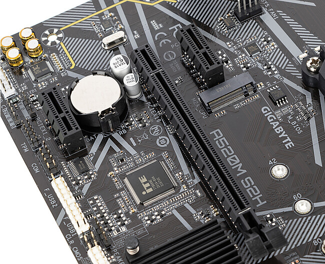 Материнская плата GigaByte A520M S2H rev. 1.0