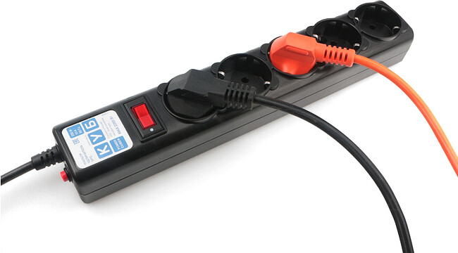 Сетевой фильтр Power Cube SPG5-С5 черный